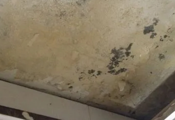 进贤阳台漏水维修公司分享下进贤卫生间渗水维修需要注意哪些问题。